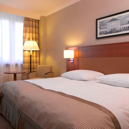Holiday Inn Munich-Schwabing Quarto foto