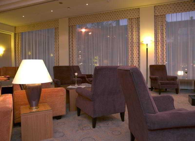Holiday Inn Munich-Schwabing Interior foto